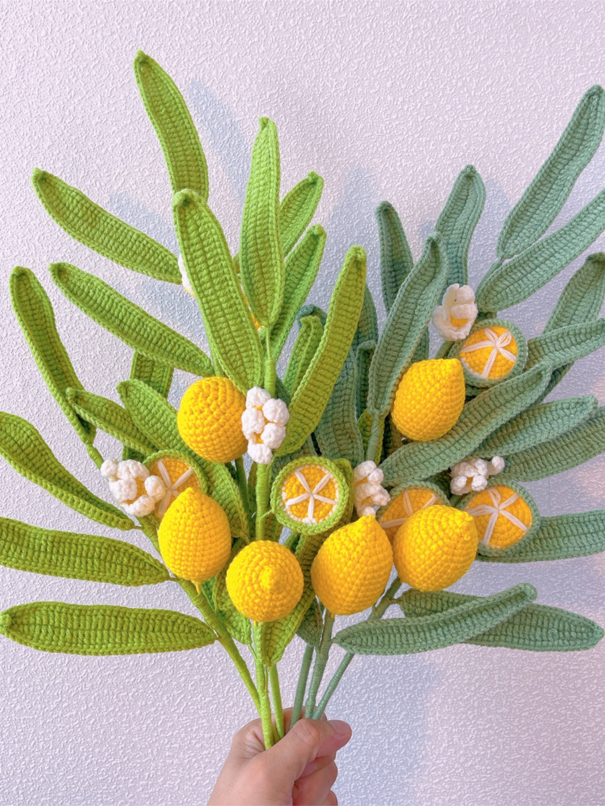 Hand -woven Lemon