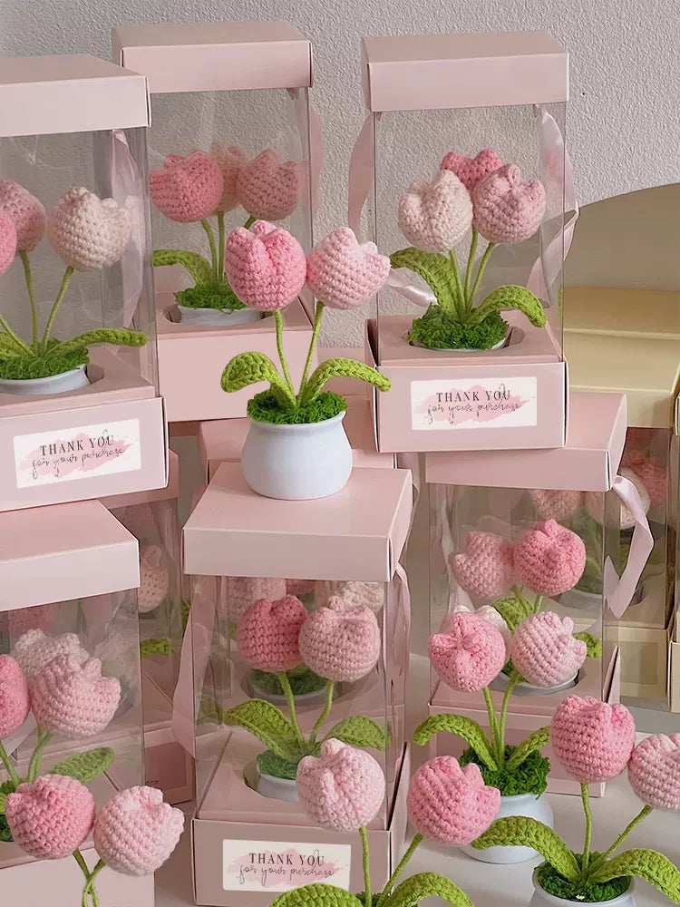 Hand-woven tulip flower pot