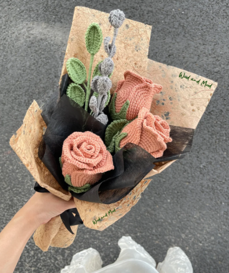 Hand-crocheted cappuccino rose bouquet