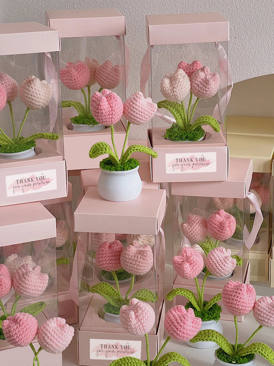 Hand-woven tulip flower pot