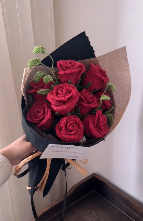 Hand-crocheted vintage red wine glass rose