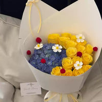 Romantic Snow White color matching rose bouquet finished soap flower