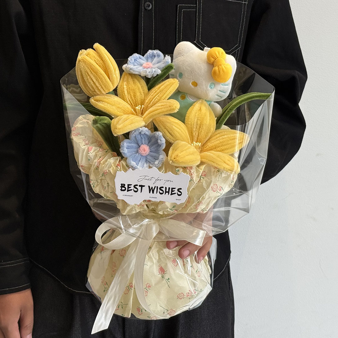 Handmade twisted wire Kitty flower bouquet