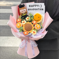 Graduation season hand-crocheted sunflower bouquet