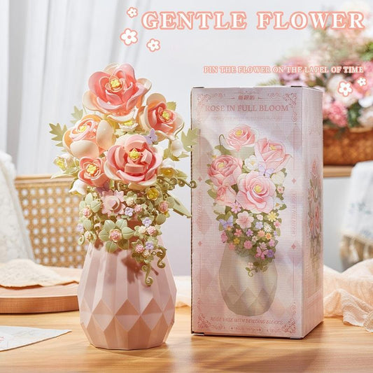 Everlasting flower building block vase