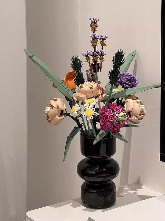 Building block bouquet + vase