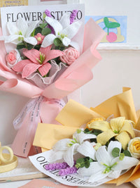 Handmade Knitted lily Bouquet