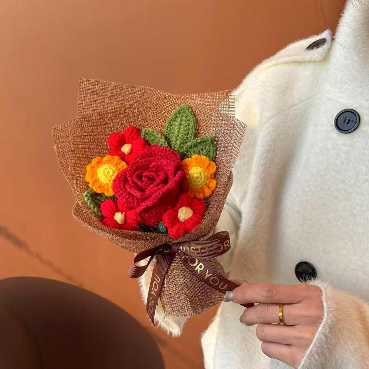Hand-Knitted Flower – Finished Gift Box