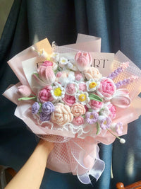 Handwoven Vintage Large Bouquet