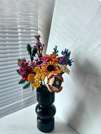 Building block bouquet + vase